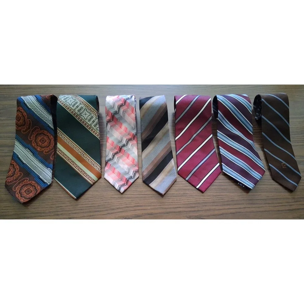 Lot of 24 Vintage 1950s 60s 70s 80s Neckties Rockabilly Cravats Assorted Ties